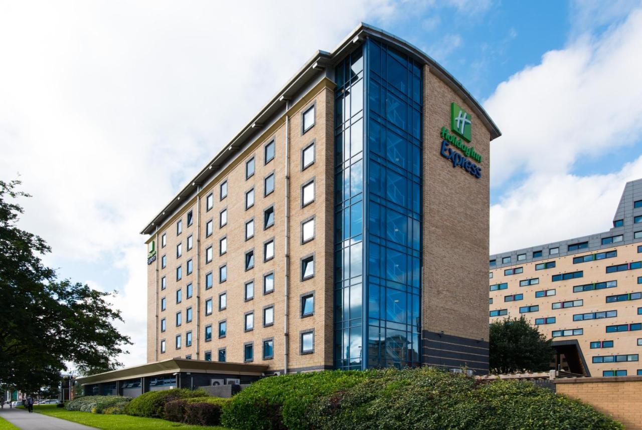 Holiday Inn Express Leeds City Centre By Ihg Ngoại thất bức ảnh