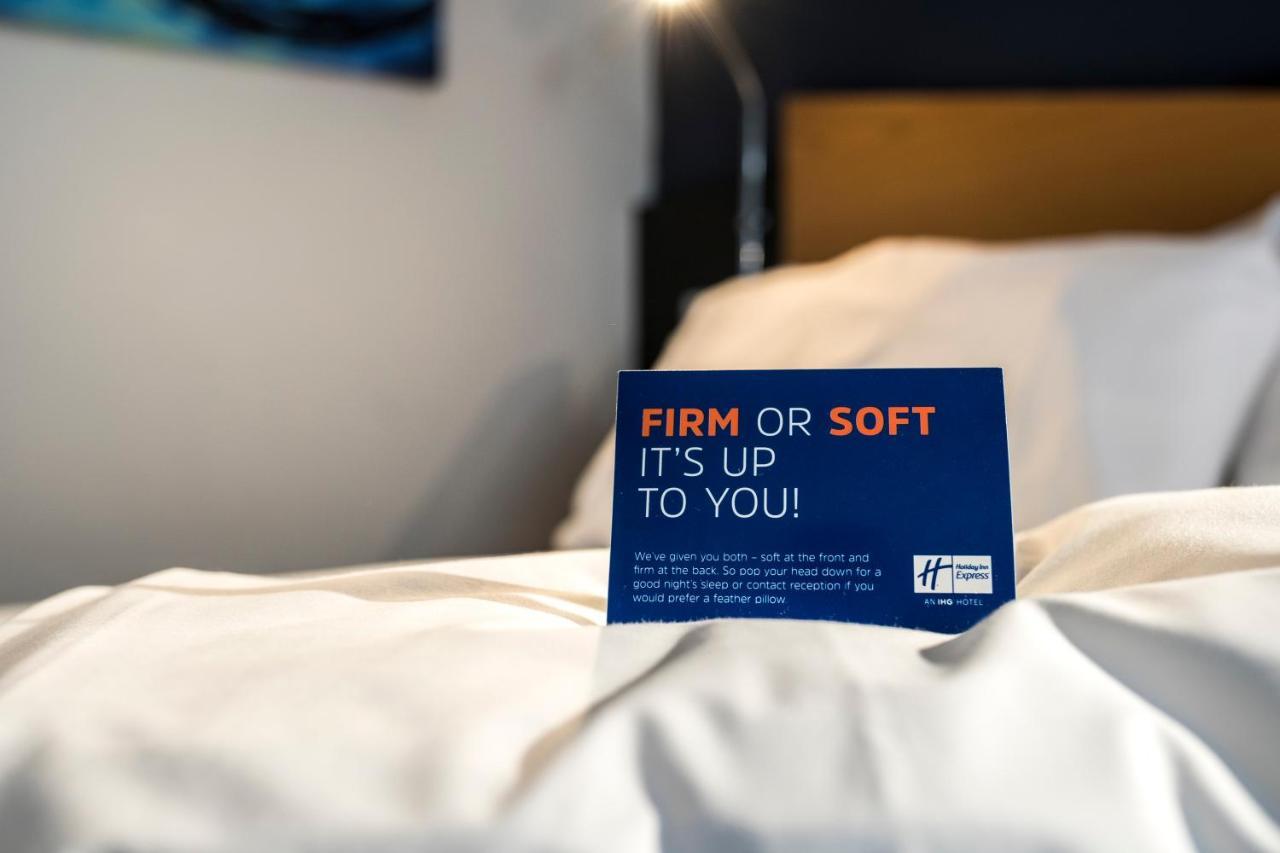 Holiday Inn Express Leeds City Centre By Ihg Ngoại thất bức ảnh