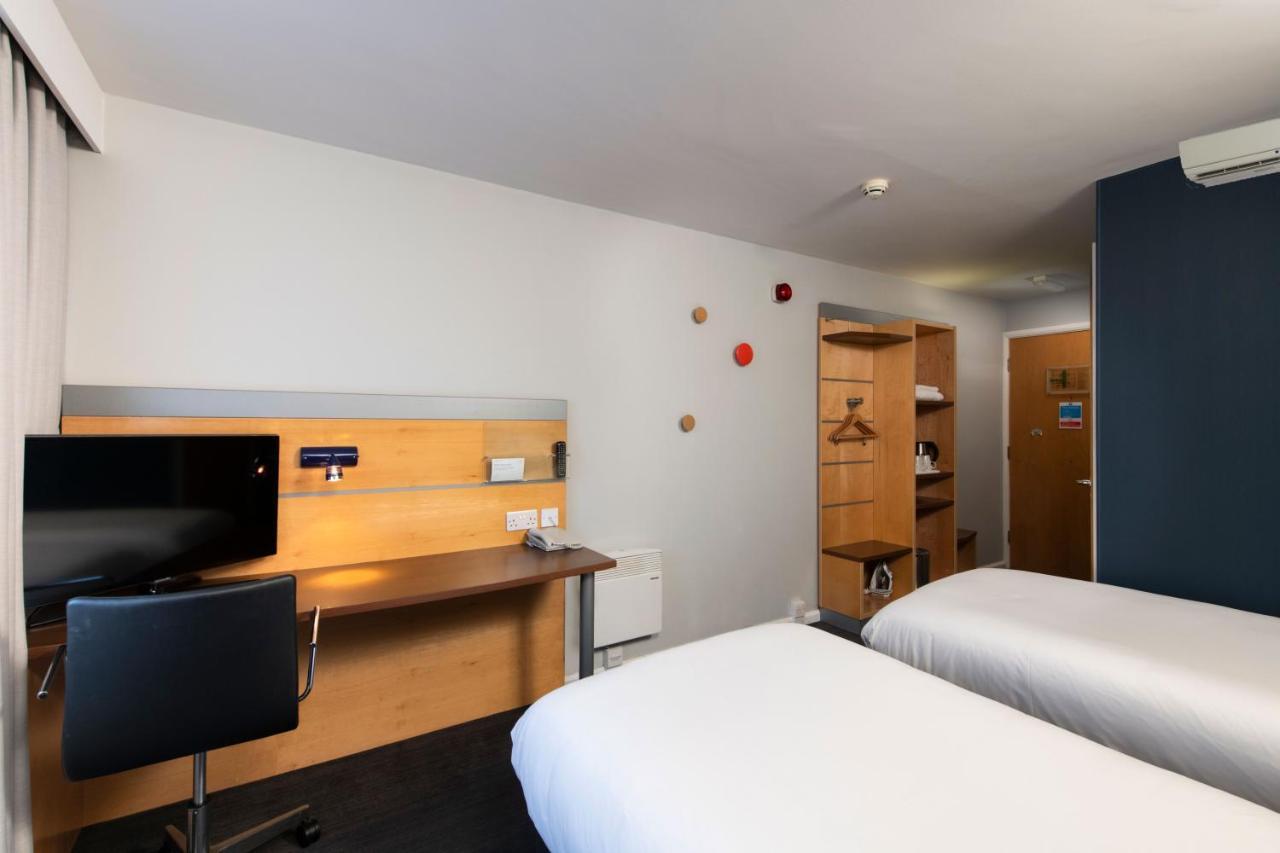 Holiday Inn Express Leeds City Centre By Ihg Ngoại thất bức ảnh