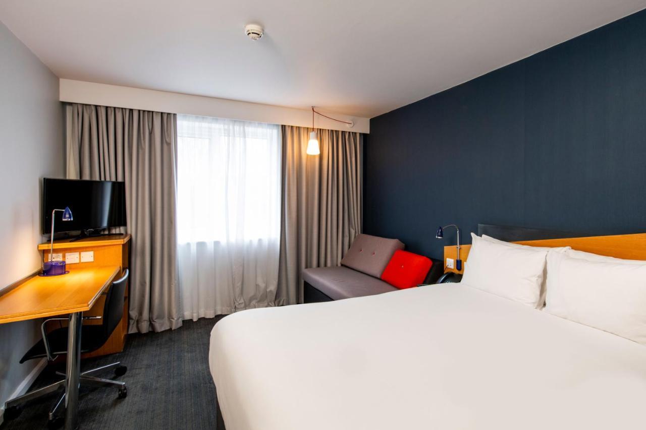 Holiday Inn Express Leeds City Centre, An Ihg Hotel Ngoại thất bức ảnh