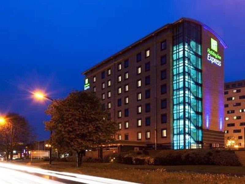 Holiday Inn Express Leeds City Centre, An Ihg Hotel Ngoại thất bức ảnh