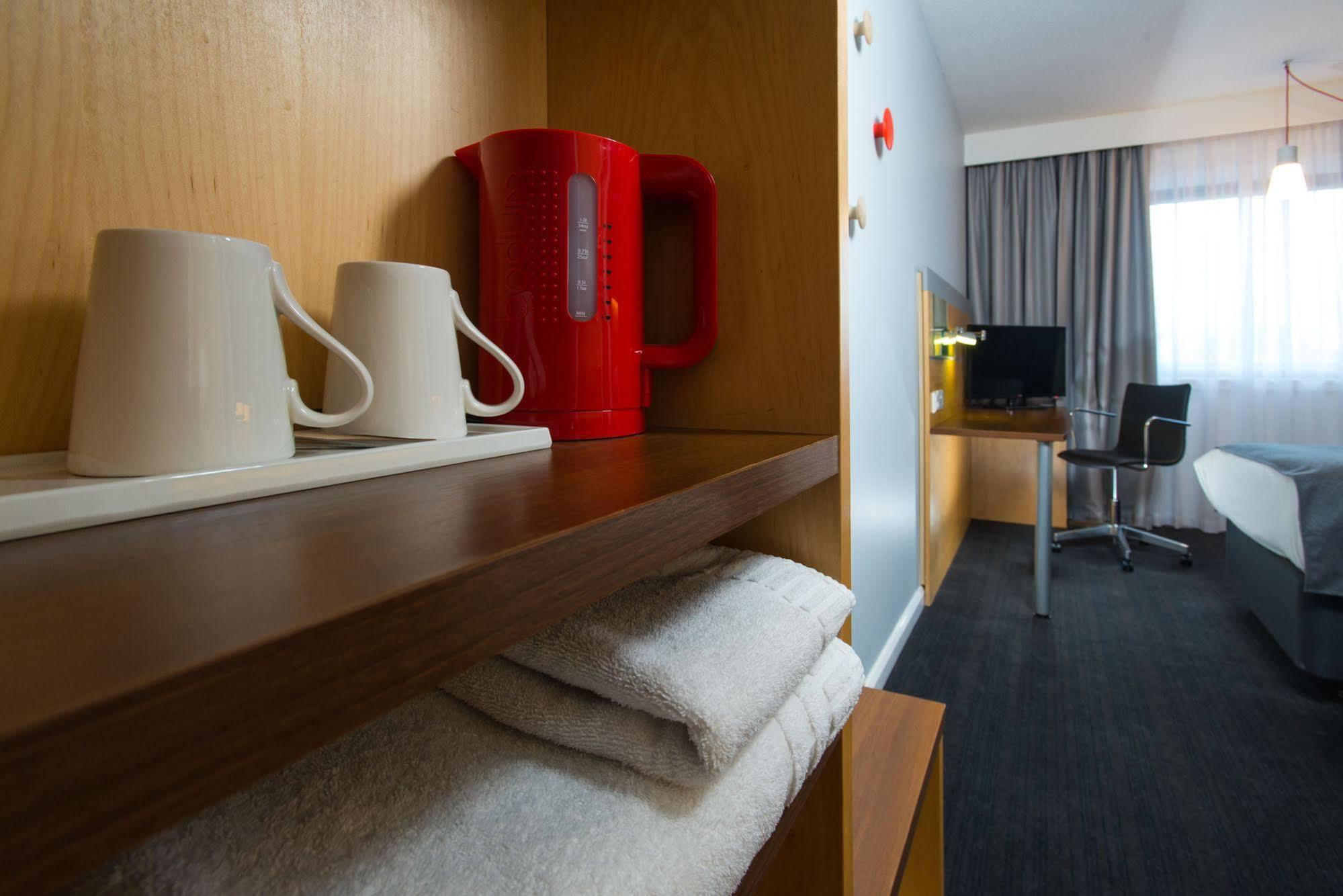 Holiday Inn Express Leeds City Centre, An Ihg Hotel Ngoại thất bức ảnh