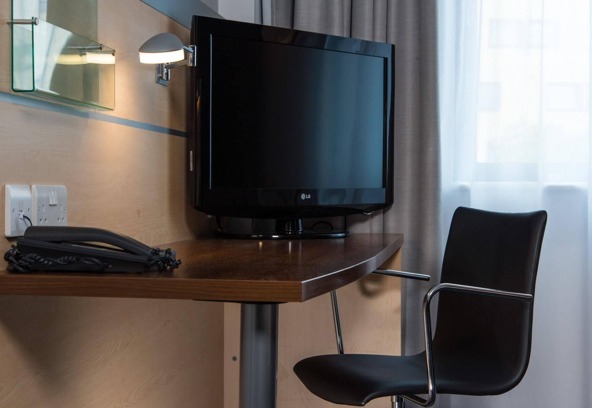 Holiday Inn Express Leeds City Centre By Ihg Ngoại thất bức ảnh